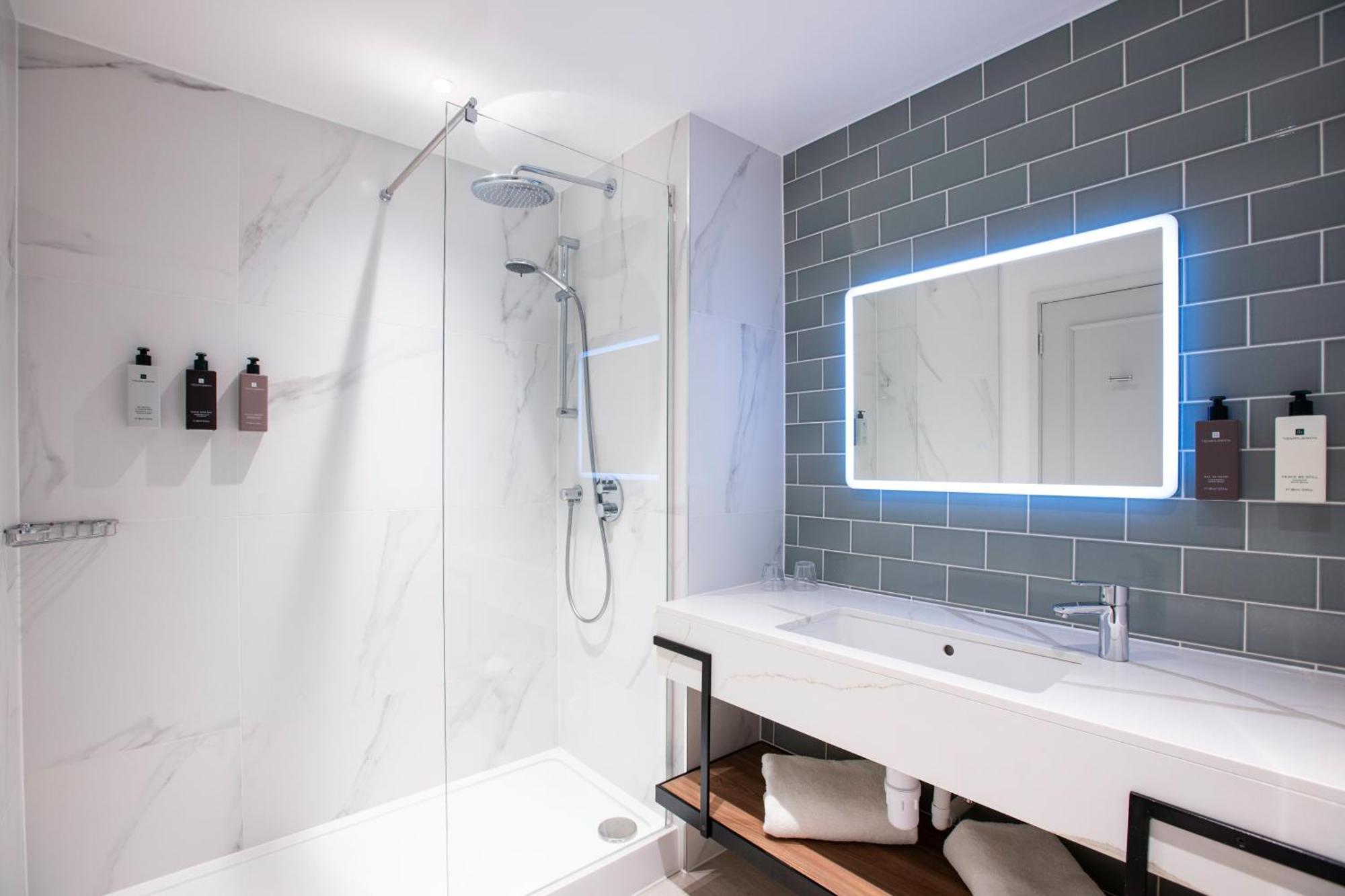 The Runnymede On Thames (adults Only) Hotel 4*