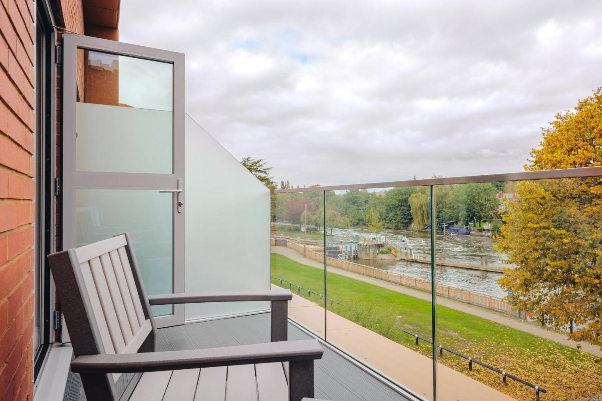 The Runnymede On Thames (adults Only) Egham