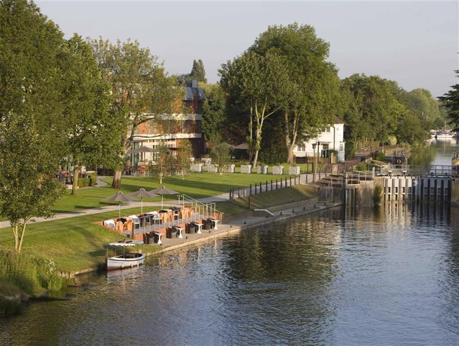 Reserve, By Warner - The Runnymede On Thames (adults Only)