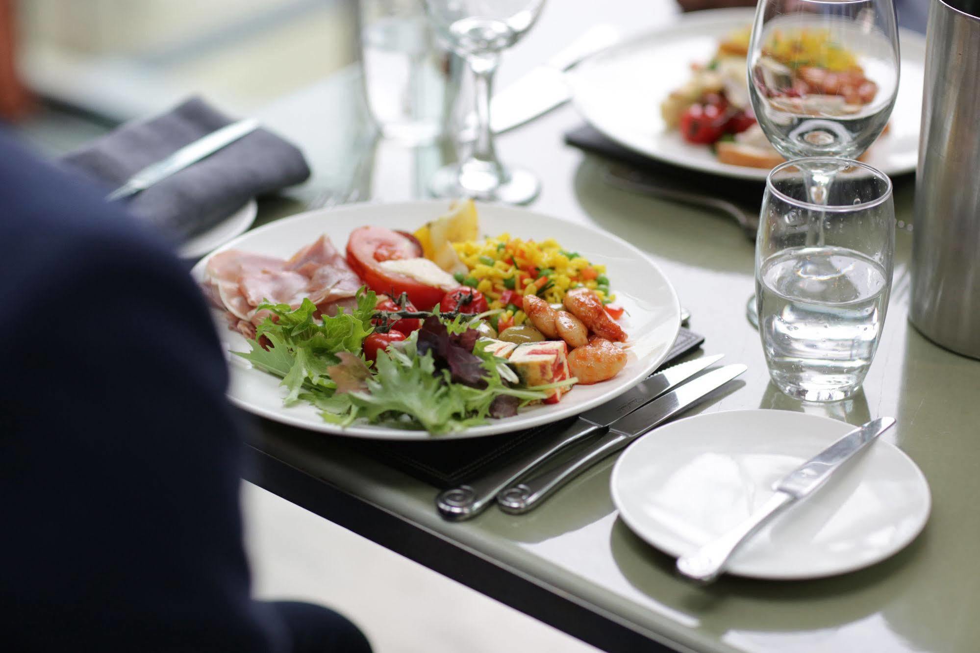 Отель Reserve, By Warner - The Runnymede On Thames (adults Only) 4*