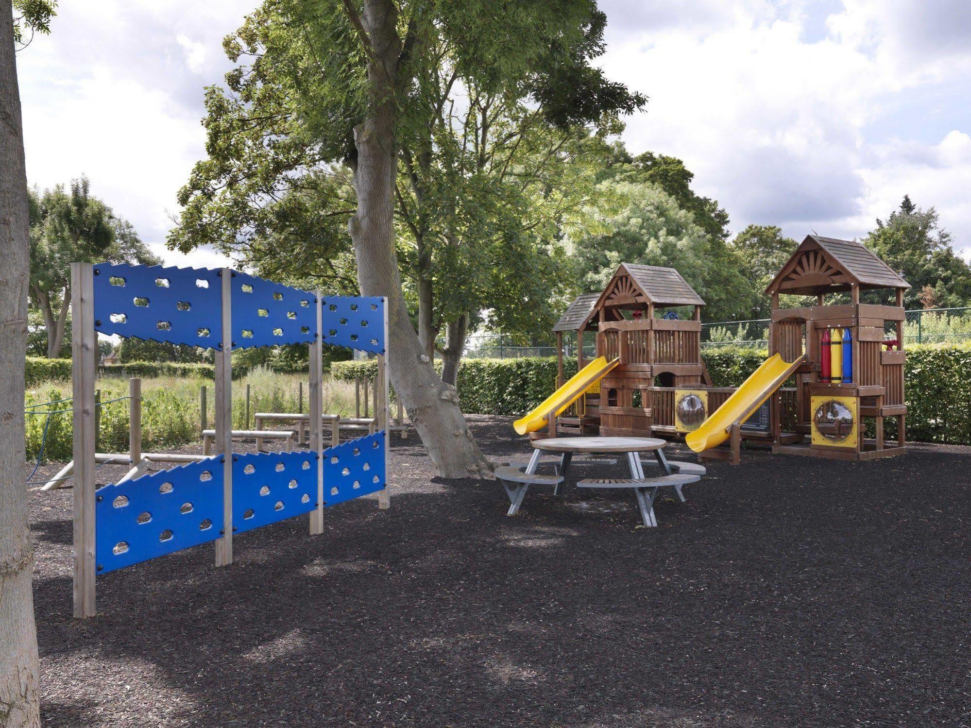 Отель Reserve, By Warner - The Runnymede On Thames (adults Only) 4*